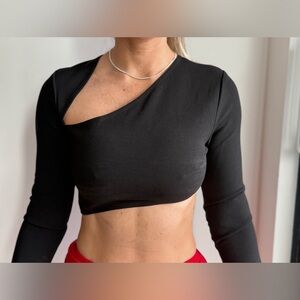 Beginning Boutique Black Asymmetric One-Shoulder Long Sleeve Crop Top